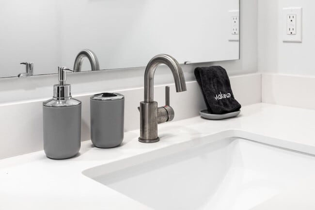 Building Photo - 6105 N Rural St