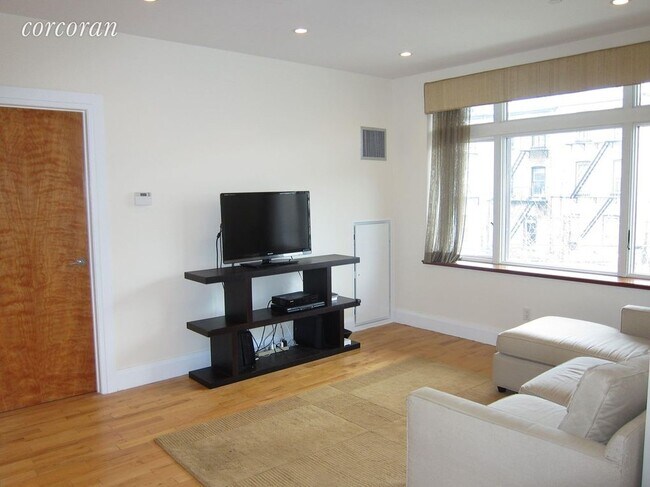 Living Room - 675 Sackett St
