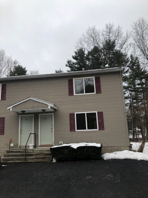 Primary Photo - 983 Holy Cross Rd