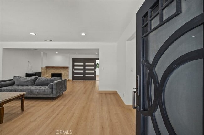 Foto del edificio - 11230 Dominica Ave