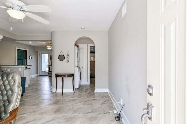 Foto del edificio - 818 11th St