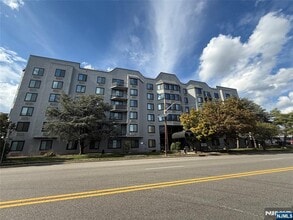 Building Photo - 115 Polifly Rd Building Photo - 115 Polifly Rd