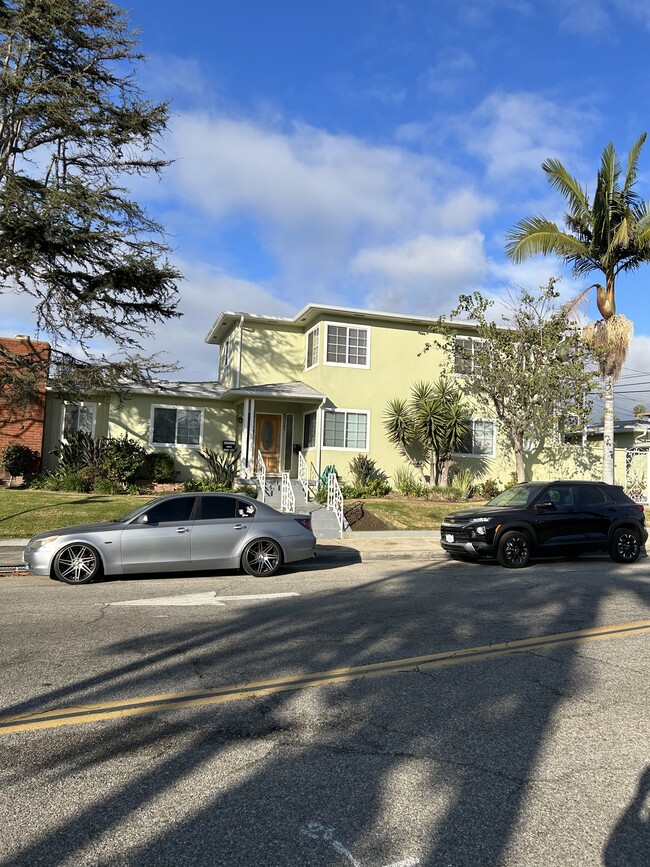 West facing Corning Avenue view - 5303 W Slauson Ave