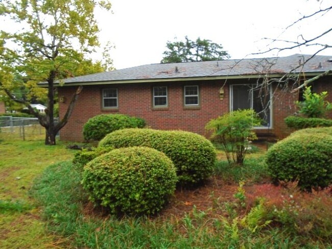 Building Photo - Bordeaux Subdivision