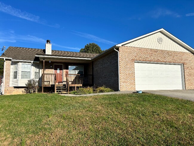 Building Photo - 7416 Praise Ln