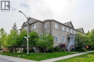 Building Photo - 2367 Sutton Dr