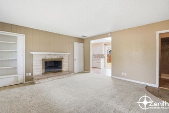 Building Photo - 8317 Chesapeake Dr