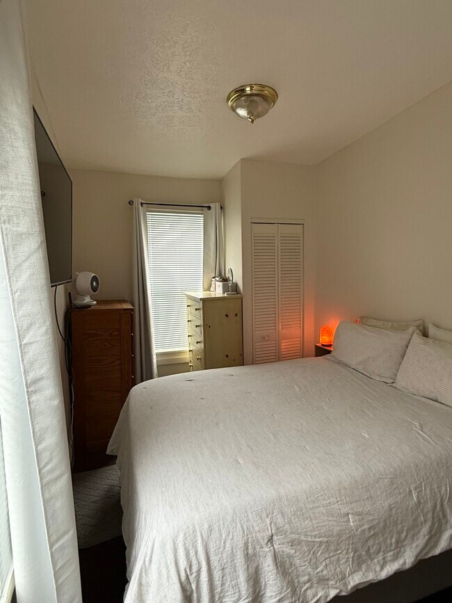 Foto del edificio - 88 E Center St