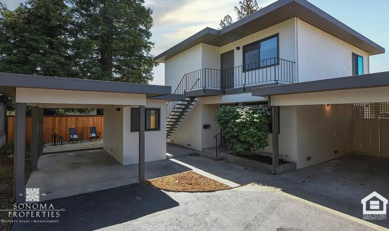 Primary Photo - 530-534 3rd Street West