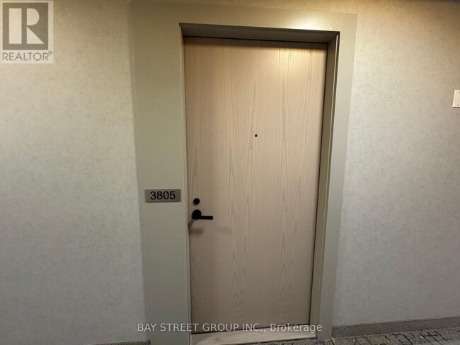 Building Photo - 8 Interchange Wy