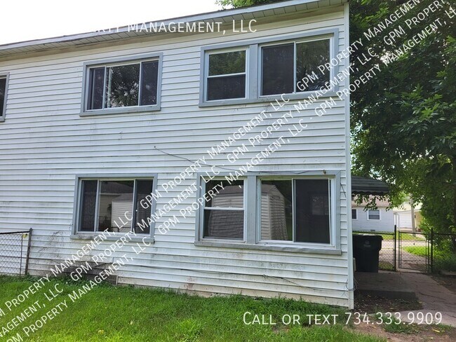 Foto del edificio - 32258 Oscoda Ct