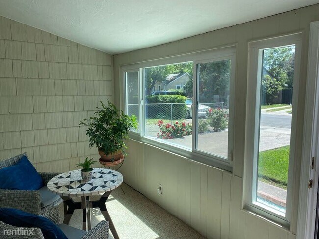 Foto del edificio - 2 br, 1 bath House - 1351 Diamond Avenue