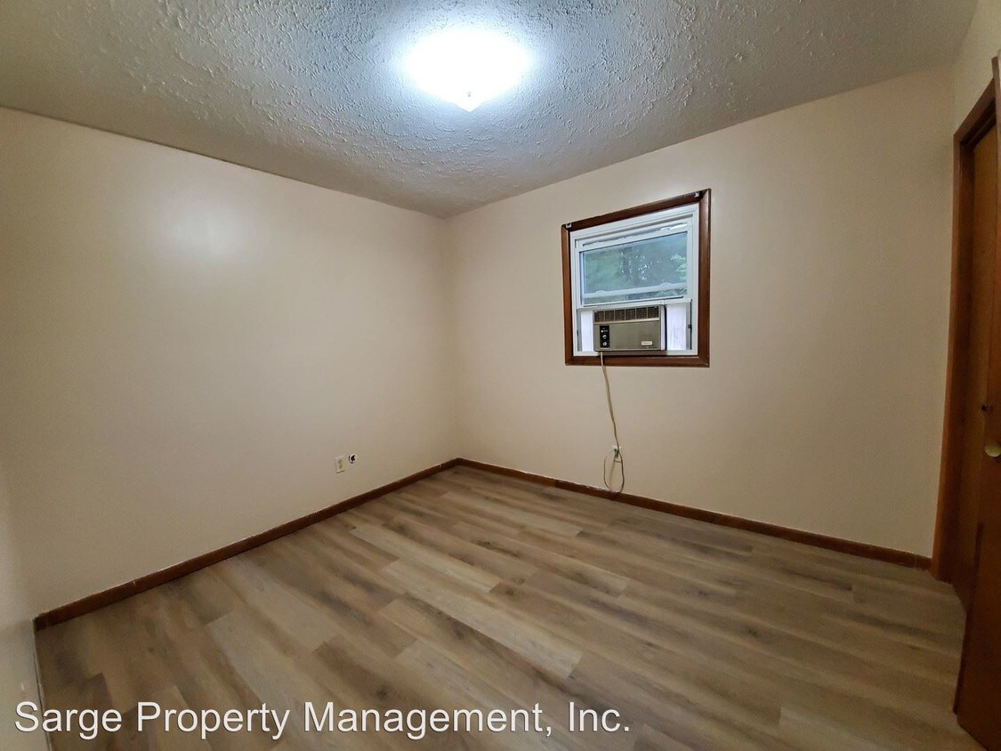 Primary Photo - 6460 E State Rd 45