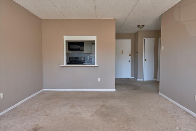 Foto del edificio - 2 Consulate Dr