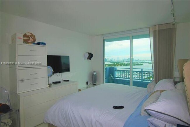 Foto del edificio - 90 Alton Rd