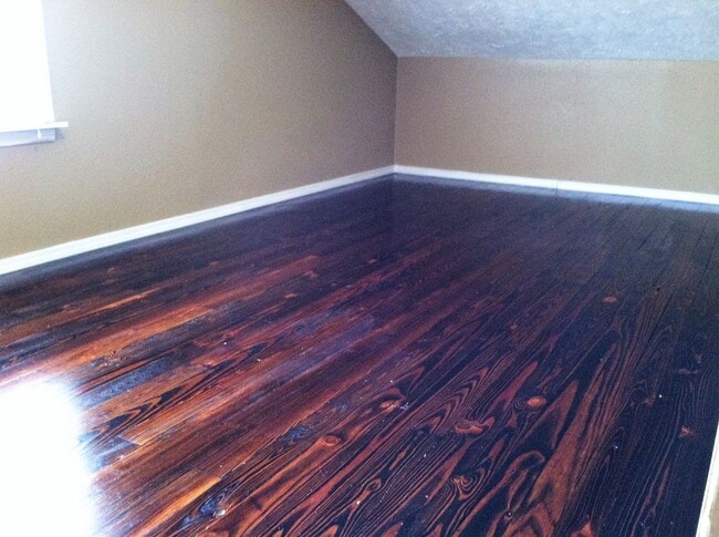 Building Photo - 3 bedroom, 1 bathroom for rent in Springfield