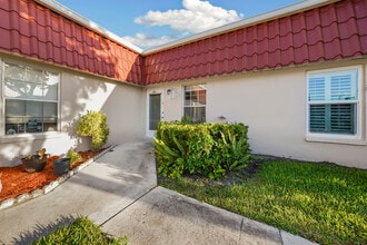 Building Photo - 270 Cape Cod Cir