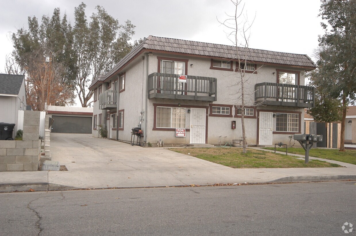 Primary Photo - 232 N Hamilton Ave