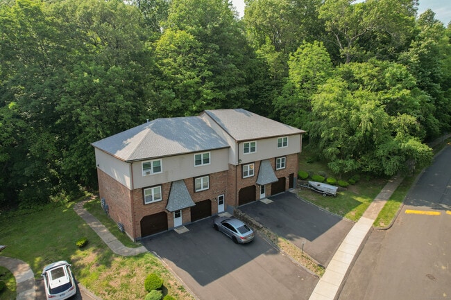 Building Photo - 74 Nutmeg Dr