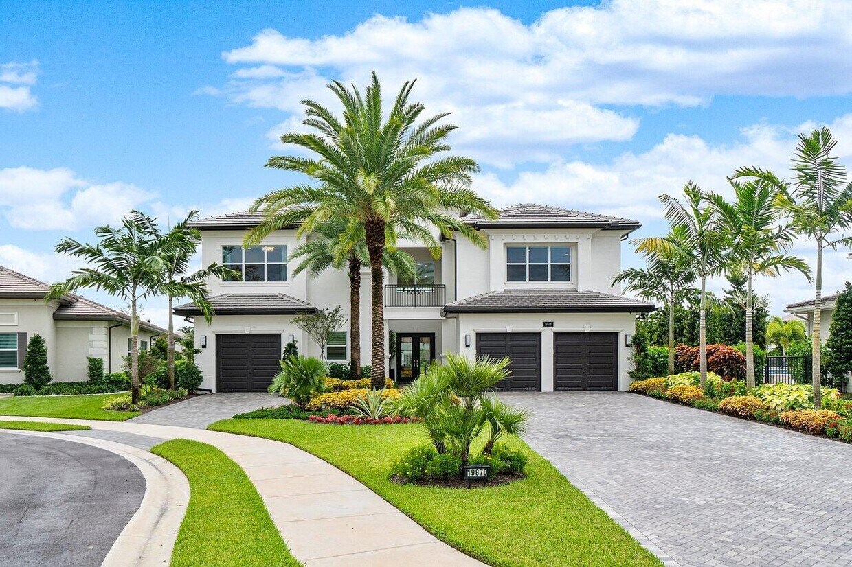Foto principal - 19870 Meadowside Ln