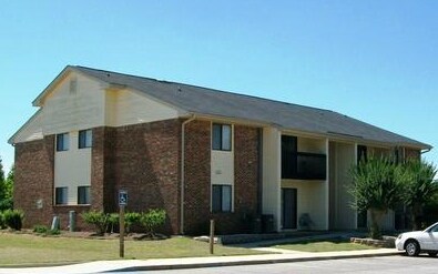 Primary Photo - Creekwood Apartments
