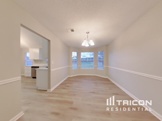 Building Photo - 4445 Millenium View Ct SW