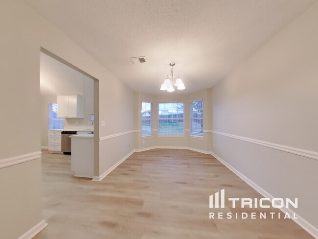 Foto del edificio - 4445 Millenium View Ct SW