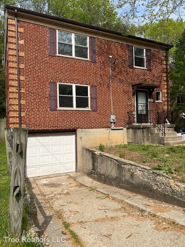 Primary Photo - 4 br, 2 bath House - 429 Elberon Ave