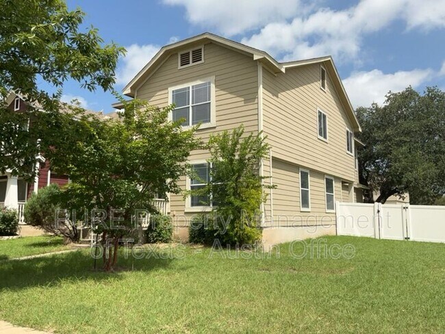 Foto del edificio - 1525 Davis Mountain Loop