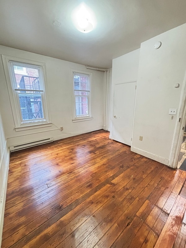 Foto del edificio - 156 E Walnut St