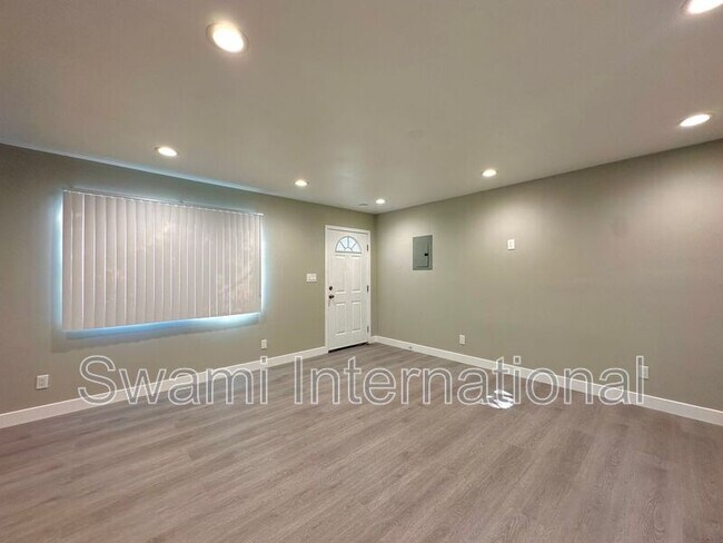 Foto del edificio - 7102 1/2 S. Figueroa St.