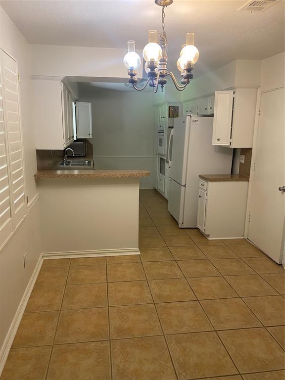 Building Photo - 1417 Drexel Dr