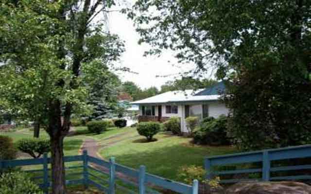 Courtyard Number 2 - Berryhill Park