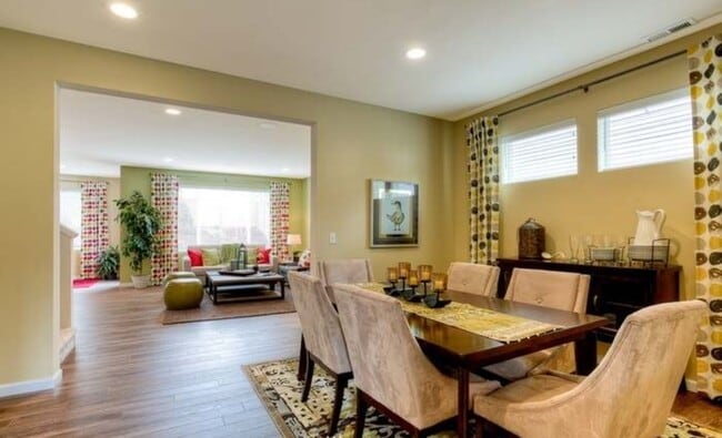 Open concept living room - 18919 110th Avenue Ct E
