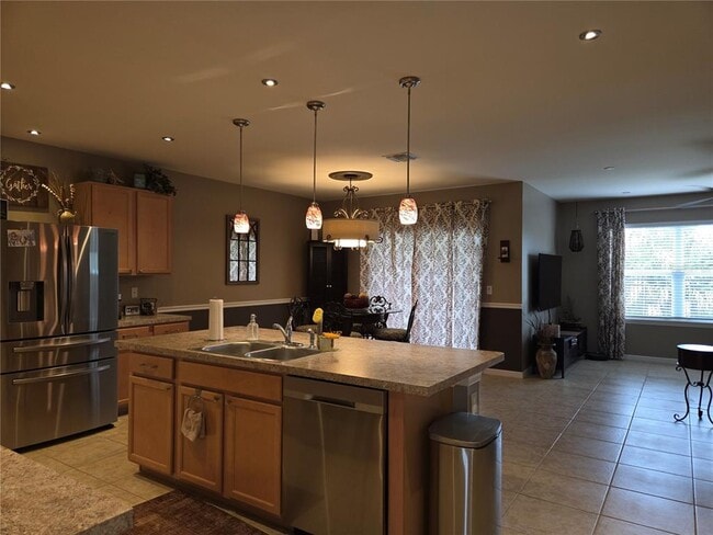 Building Photo - 7436 Mikasa Dr