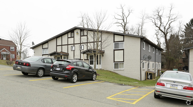 Foto del edificio - Logan Road Apartments