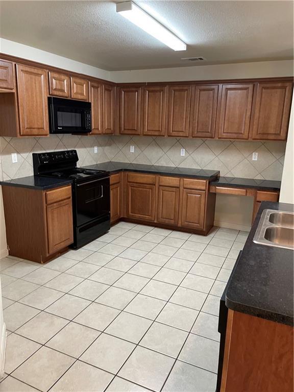 Building Photo - 1410 Bergin Ct