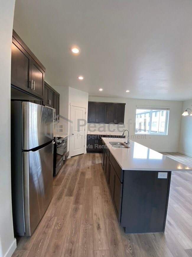 Foto del edificio - 1036 W 530 S