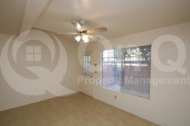 Building Photo - 625 S Westwood