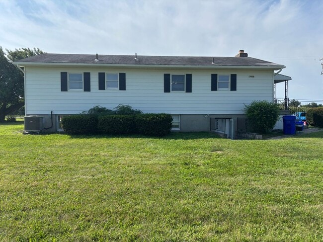 Building Photo - 21001 Westerly Ave