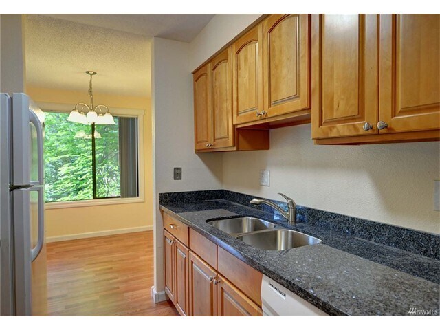Foto del edificio - 16310 NE 12th Ct