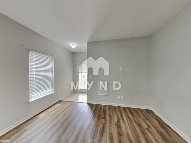 Building Photo - 4 br, 2.5 bath House - 6511 Grey Fox Way