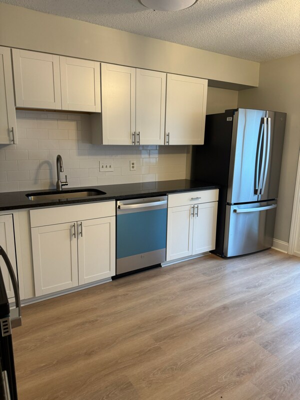 Foto del edificio - 1439 Bailey Cir