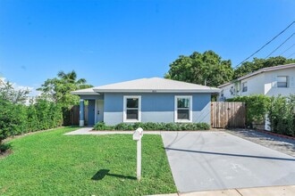 Building Photo - 901 20th St