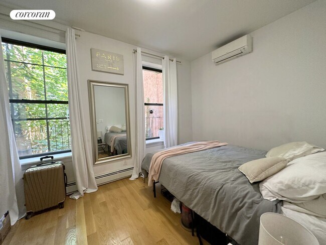 Foto del edificio - 367 W 116th St