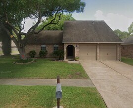 Building Photo - 926 Comstock Springs Dr