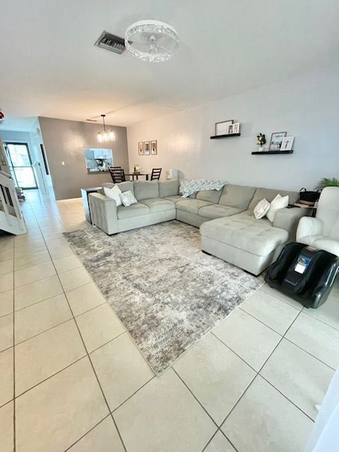 Foto del edificio - 3473 Carambola Cir S