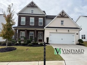 Building Photo - 4610 Sandy Creek Dr