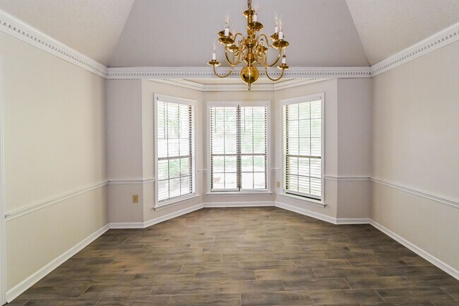 Foto del edificio - 2239 Easton Dr
