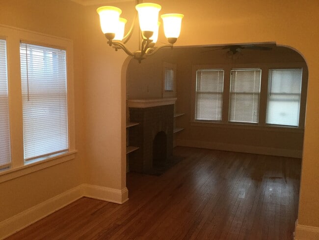 Foto del edificio - 4 Bedroom Single Family Home